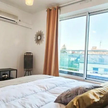 شقة Spacious Flat With Terrace And Cathedral View